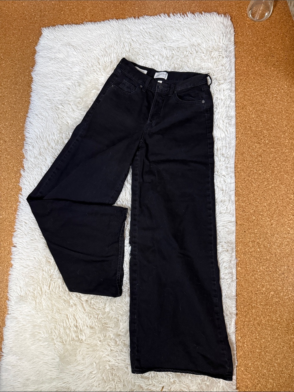 Like new wide leg jeans